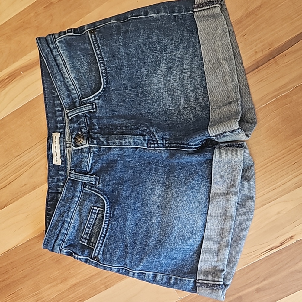 Won Hundred Jeans Medium Blue Denim Cuffed Shorts Style Rose Size 27